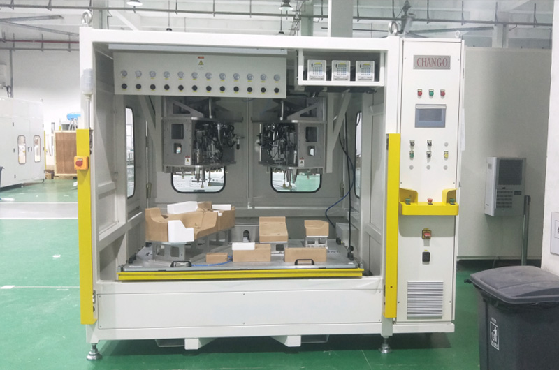 側護板焊接專機